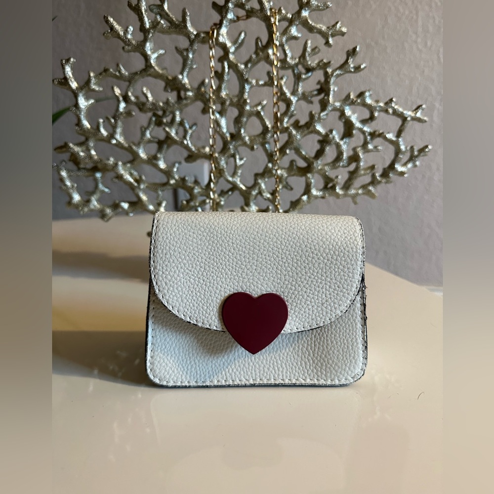 small white wallet